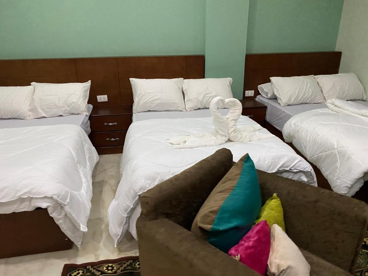 Grand Pyramids View Hotel Kairo Bagian luar foto