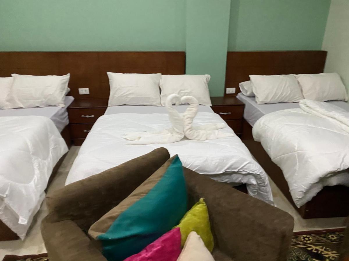 Grand Pyramids View Hotel Kairo Bagian luar foto